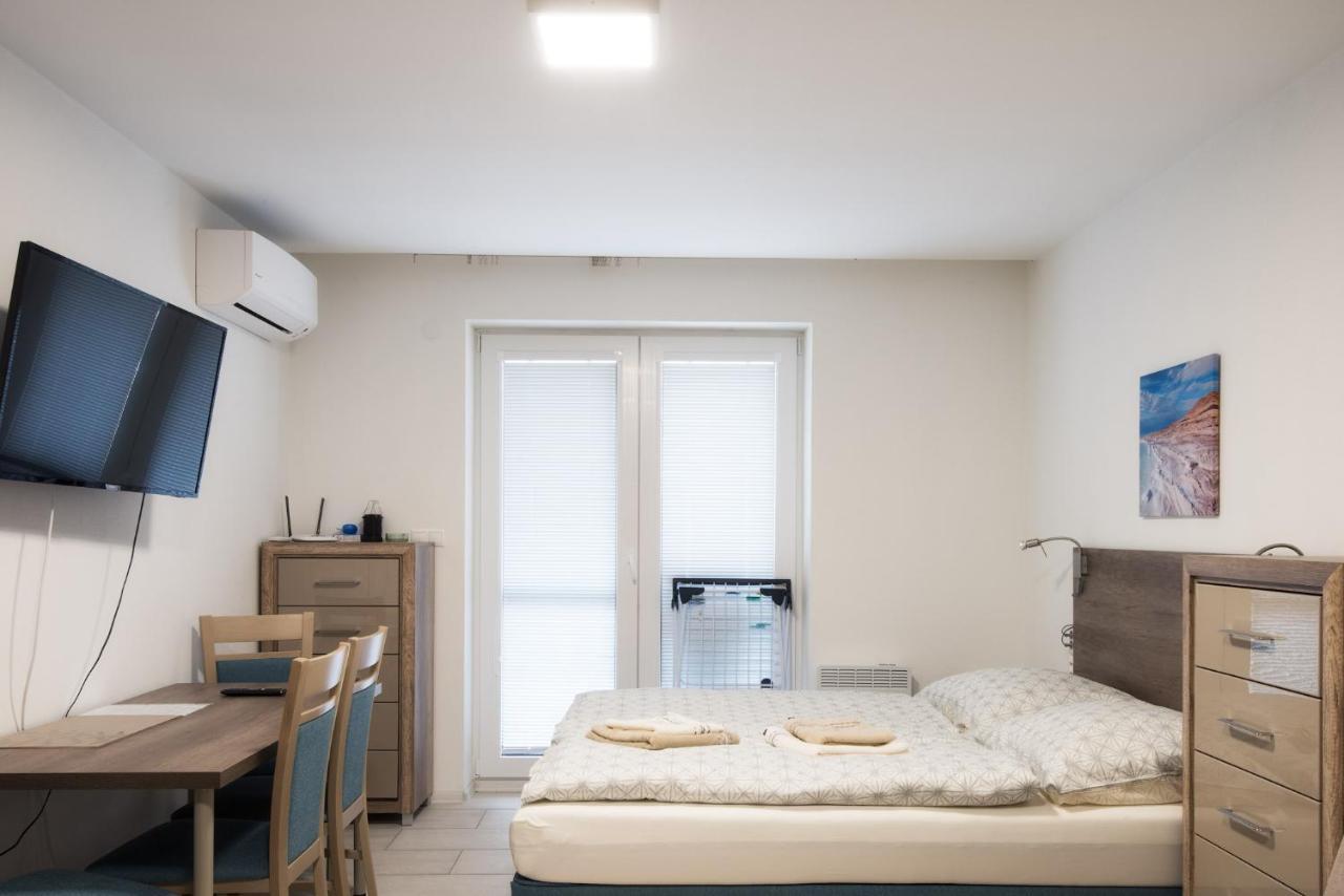 Apartmany Arcadia โปดไฮสกา ภายนอก รูปภาพ
